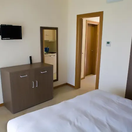 Hotel Belvedere Manerba del Garda Room photo